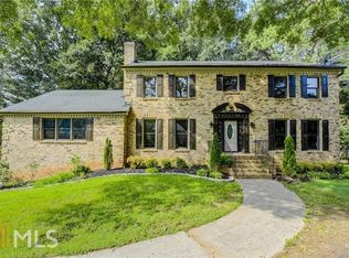 507 Daisy Nash Dr, Lilburn, GA 30047