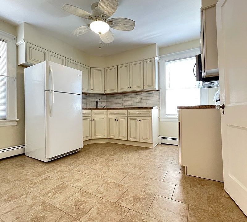 1st image of 257 Bryant Ave APT 1