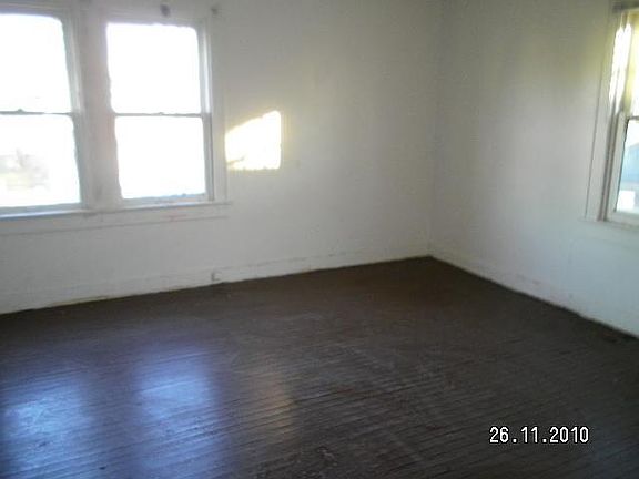 5th image of 3138 N Guilford Ave