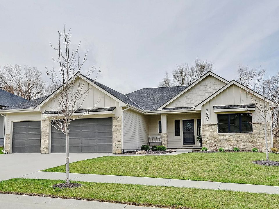 1st image of 7904 N 166th St