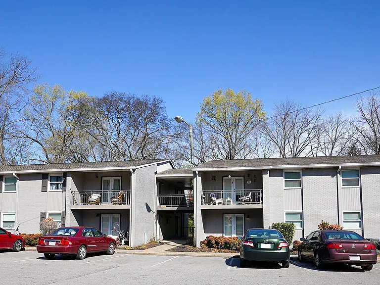 Sycamore Villas — Photo 7