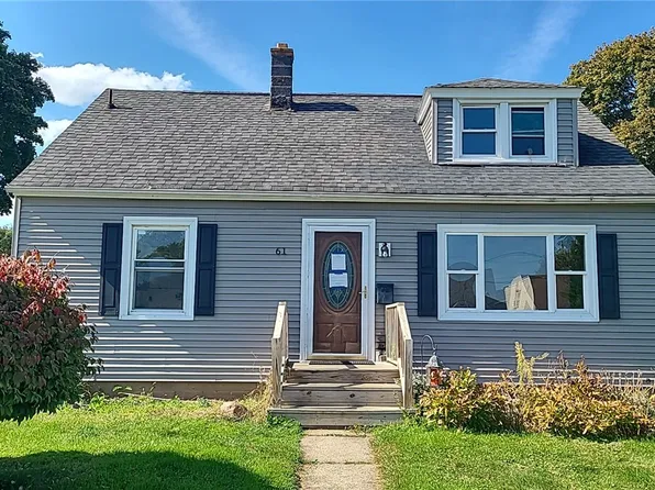 61 Newton Rd, Rochester, NY 14626