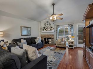 314 S Chestnut St, Forney, TX 75126