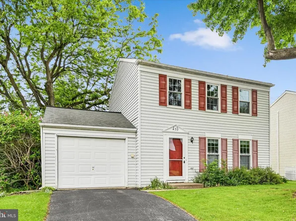 433 Springfield Ct, Lititz, PA 17543