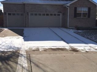 23948 E Bellewood Dr, Aurora, CO 80016