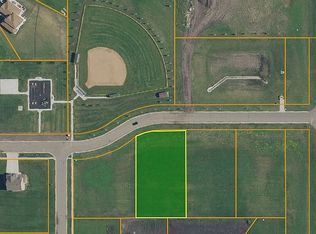 4618 39th Ave N, Fargo, ND 58102