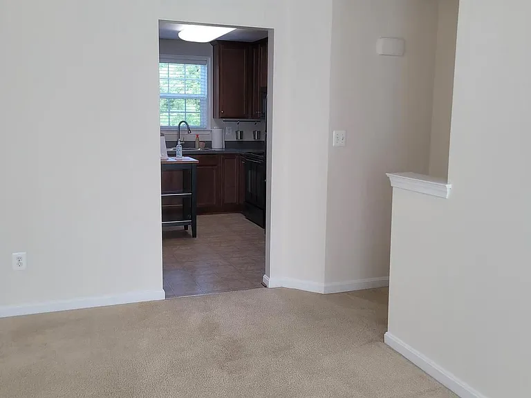 25117 Sweet Myrtle Sq — Photo 21