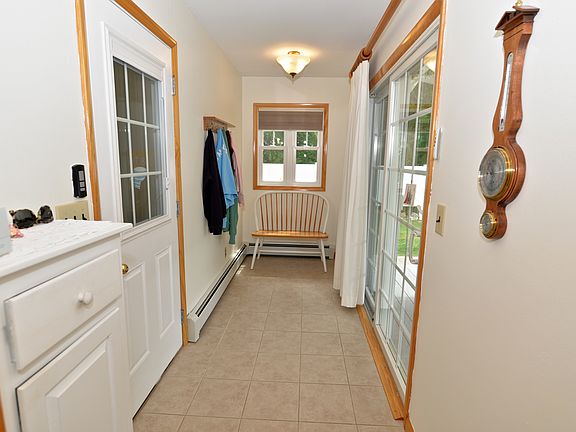 12 Brookfield Meadows