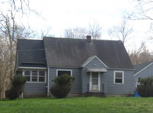 395 Cross Hill Rd, Monroe, CT 06468