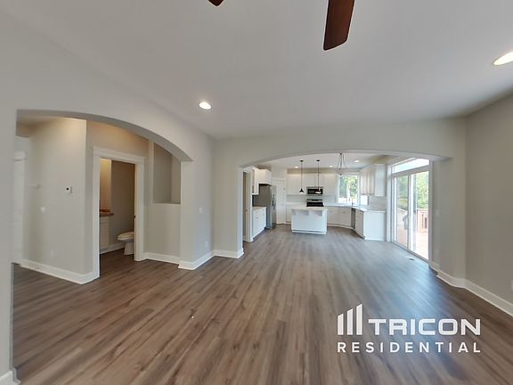 4th image of 7203 225th Avenue Ct E
