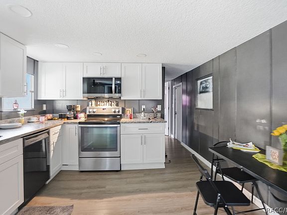 4th image of 2085 S Stonebrook Dr