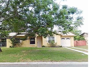 240 Fiesta Dr, Kissimmee, FL 34743