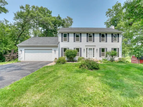 S36W37940 Dolmar Park ROAD, Dousman, WI 53118