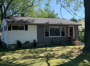 1015 Warner Ave, Lemont, IL 60439