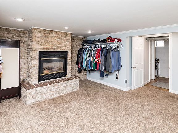 5th image of 619 Herold Ave
