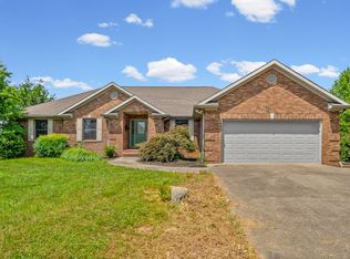 310 Chasity Dr, Cadiz, KY 42211