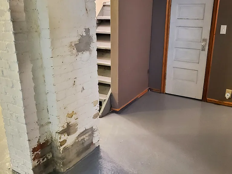 3558 Jones St — Photo 24
