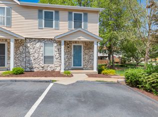 1321 Sunny Trail Ct, O'Fallon, MO 63366