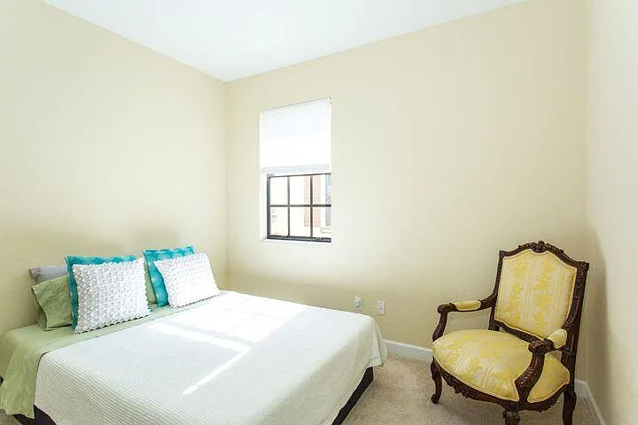 10426 Wellington Parc Dr — Photo 12