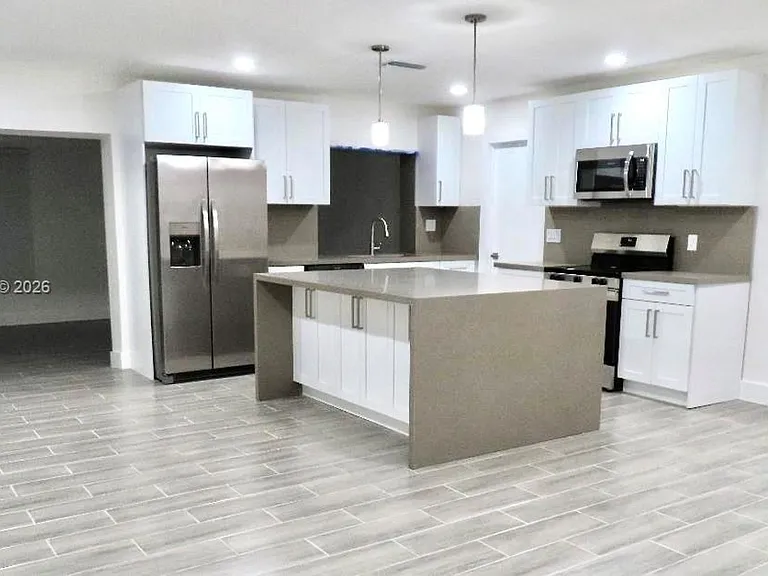 1030 SW 96th Ave #1030 — Photo 1