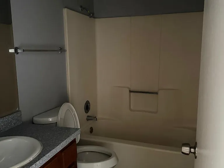 5907 Shadydell Dr #5907 — Photo 10