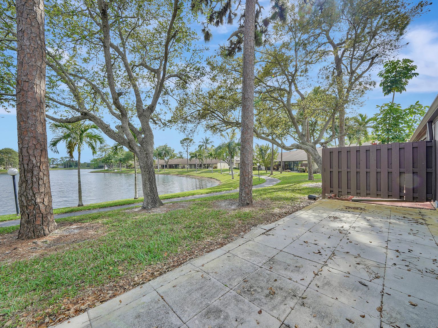 447 Pine Glen Ln APT D, Greenacres, FL 33463 Zillow