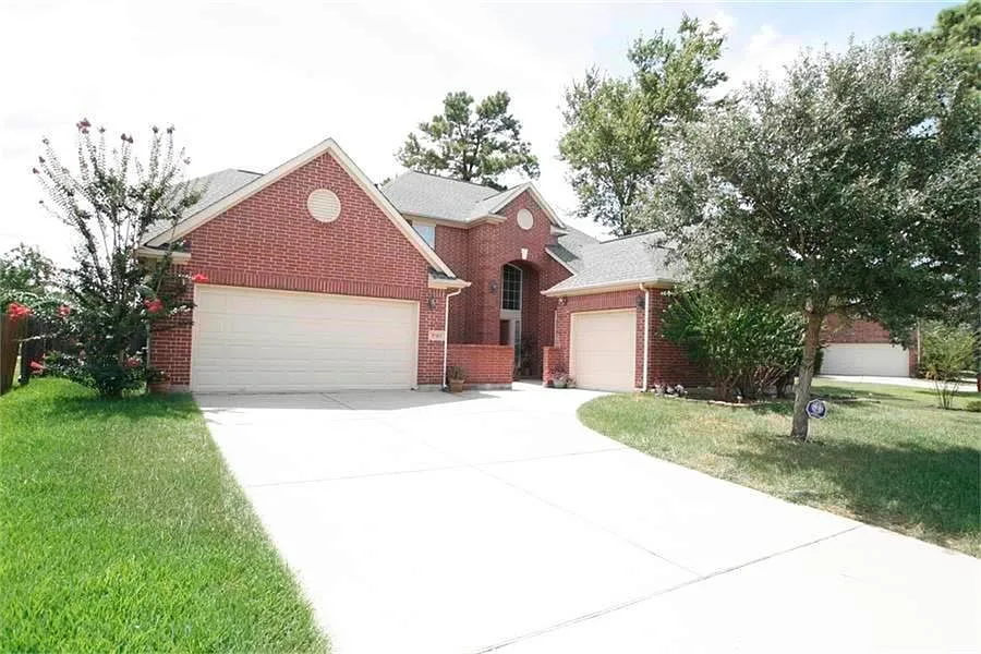 5 bed, 4.0 bath, 3567 sqft, $3,300 — Photo 1
