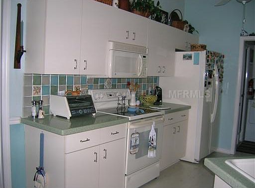 3rd image of 573 Rotonda Cir