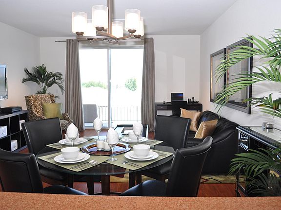 3rd image of 809 Auzerais Ave Unit 404