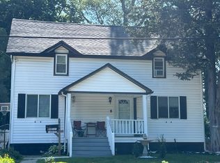 1050 Spring Ave NE, Grand Rapids, MI 49503