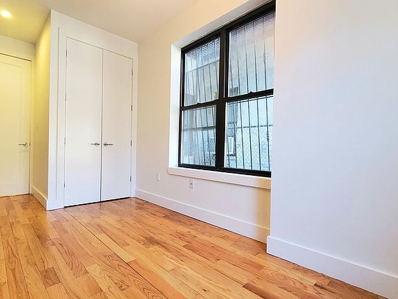 4th image of 1340 Hancock St #L1
