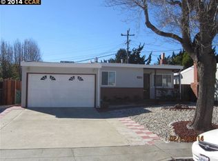 2930 McKenzie Dr, Richmond, CA 94806