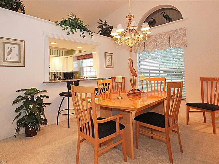 322 Melrose Pl #31 — Photo 5