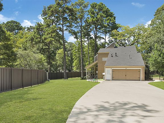 2nd image of 111 Springs Edge Dr