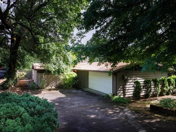4487 Westbay Rd, Lake Oswego, OR 97035