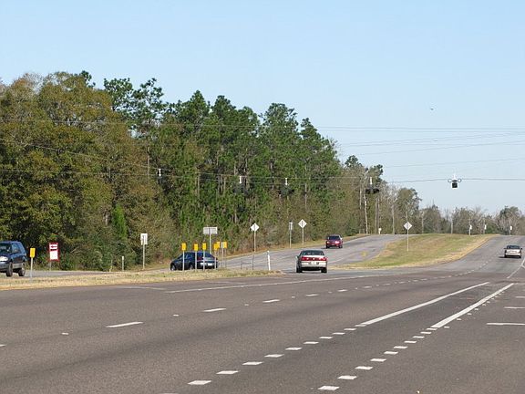 5th image of 900 N Highway 97