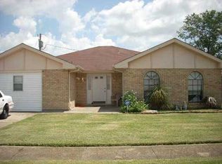 3205 Pansy Ct, Marrero, LA 70072