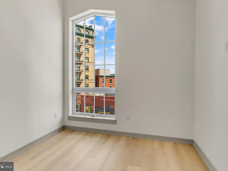 689 N Broad St #505 — Photo 12