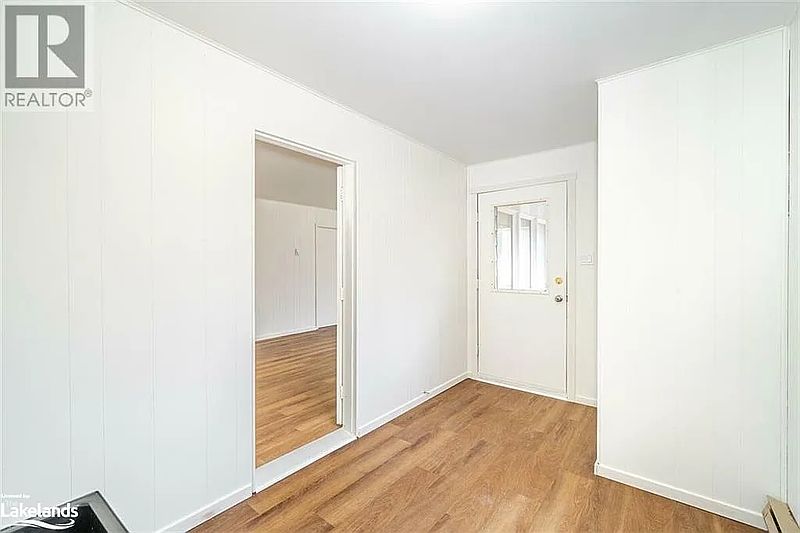 Wasaga Beach House for rent - 3 Bedrooms — photo 17