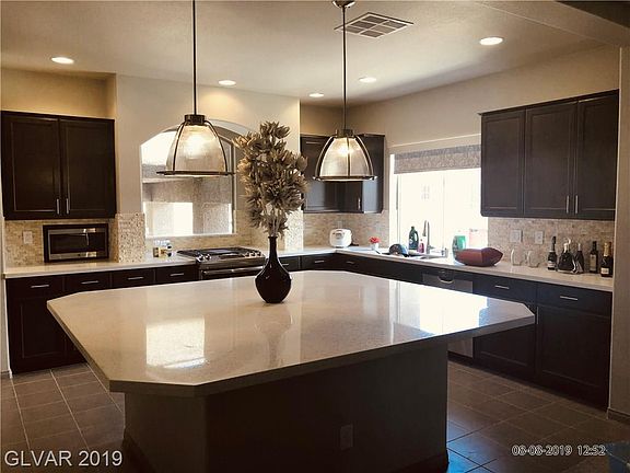 4th image of 9839 Peaceful Bend Ct
