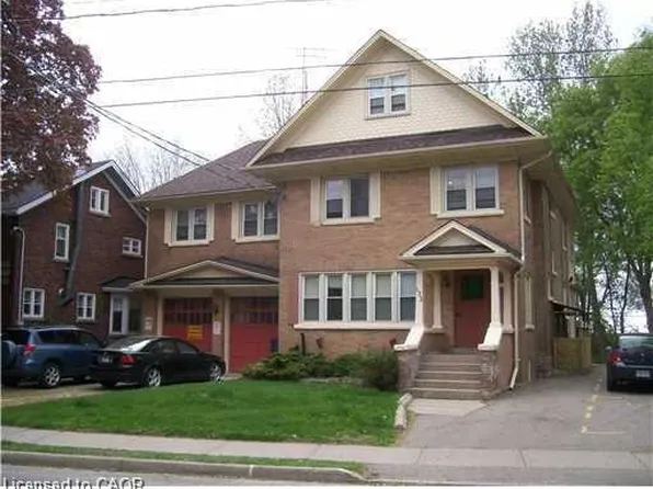 133 Albert St, Waterloo, ON N2L 3T2