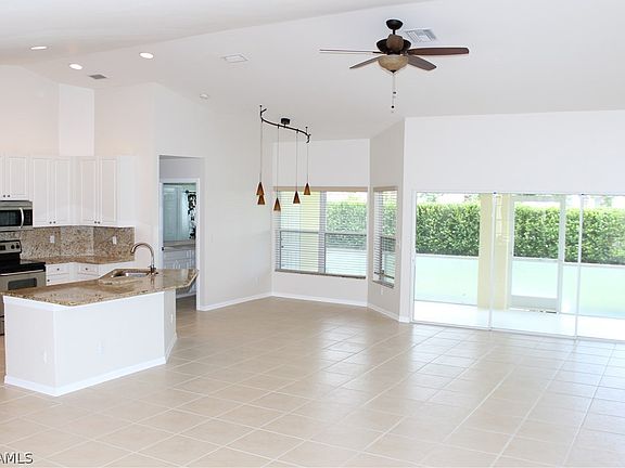 3rd image of 156 SE 23rd Terrace Cpe
