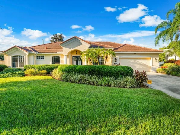 2524 JEFFERSON CIRCLE, SARASOTA, FL 34239