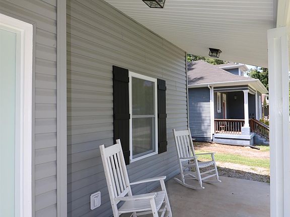 3rd image of 1022 N 6th St
