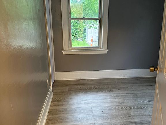 5th image of 26 Berwyn Ave #1