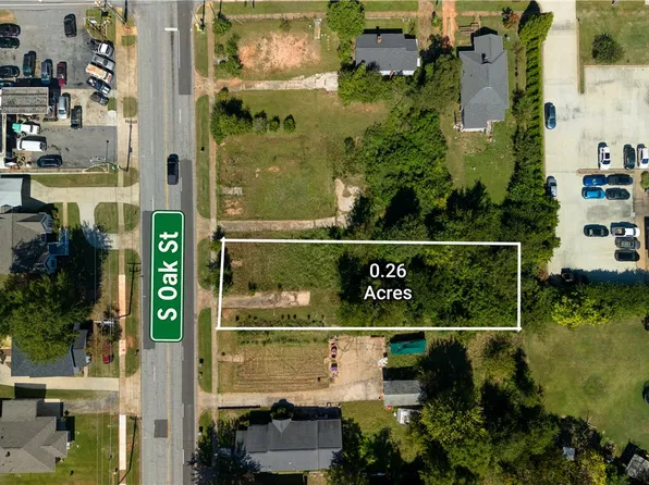 407 S Oak St, Seneca, SC 29678