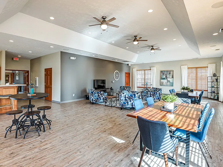 Valley View — Photo 20