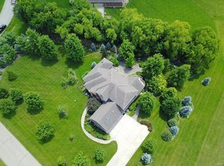 599 Tall Grass Ct, Springboro, OH