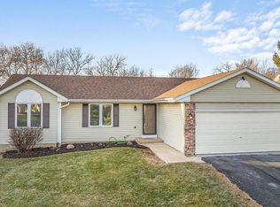 4144 Westridge Dr, Winnebago, IL 61088