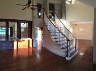 34 Silver Fox Cir, Rochester, NY 14612